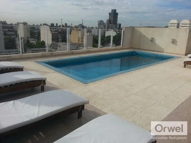 Departamento de 2 Ambientes en Alquiler en Colegiales Terraza Patio Apto Mascota