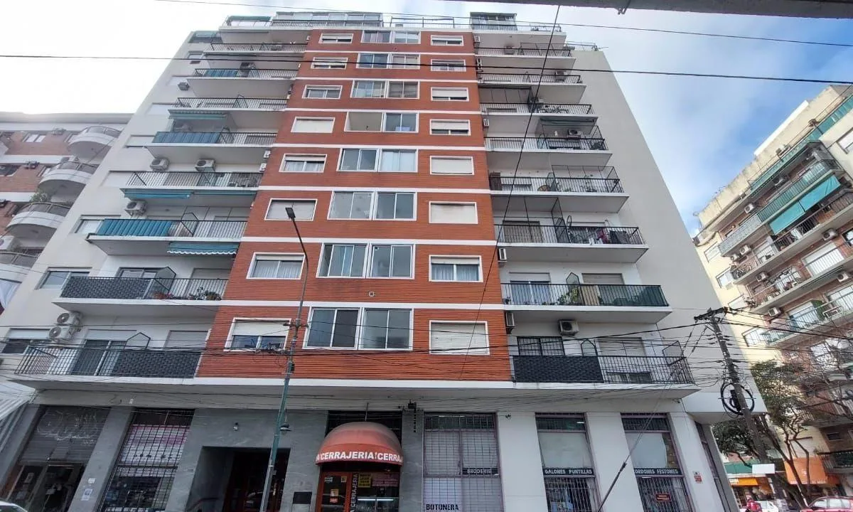 3-room apartment in Olivos, 8th floor