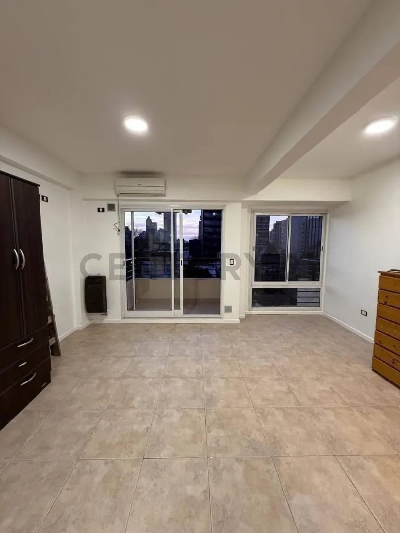 Alquiler Amplio Monoambiente y Medio con Balcón | Villa Devoto