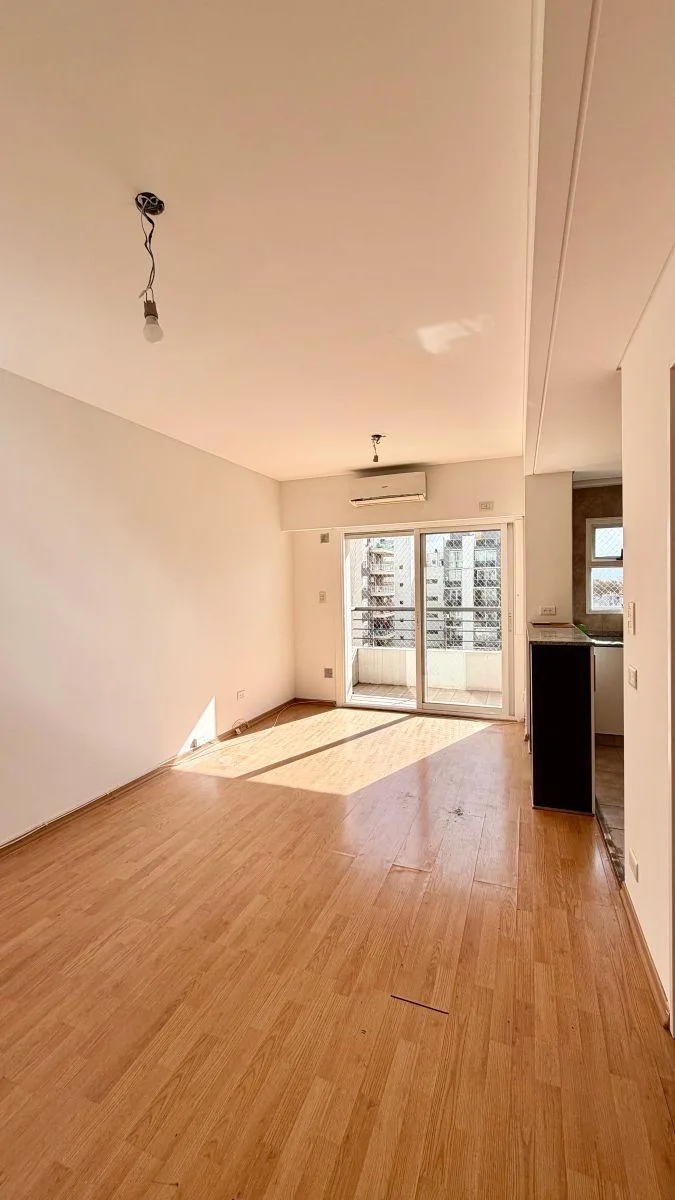 Alquiler - Impecable 2 Amb - Bajas Expensas - Balcon - Gym - Laundry - Villa Urquiza