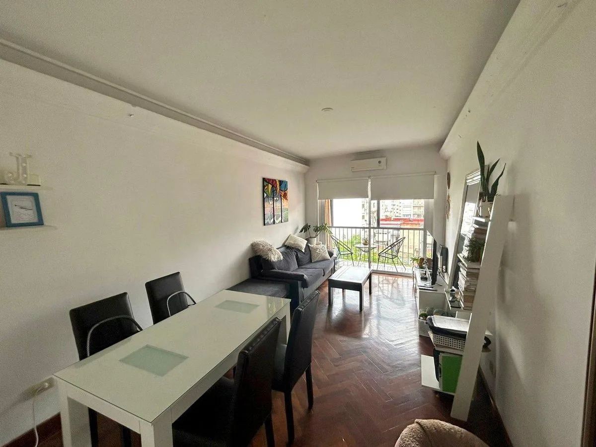 Depto 2 Ambientes en Alquiler en Flores con Balcon