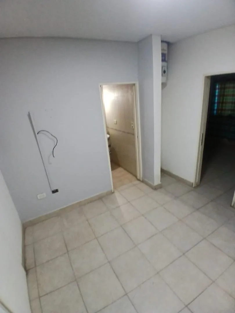 Departamento Centrico 2 Ambientes, con Patio en Pb