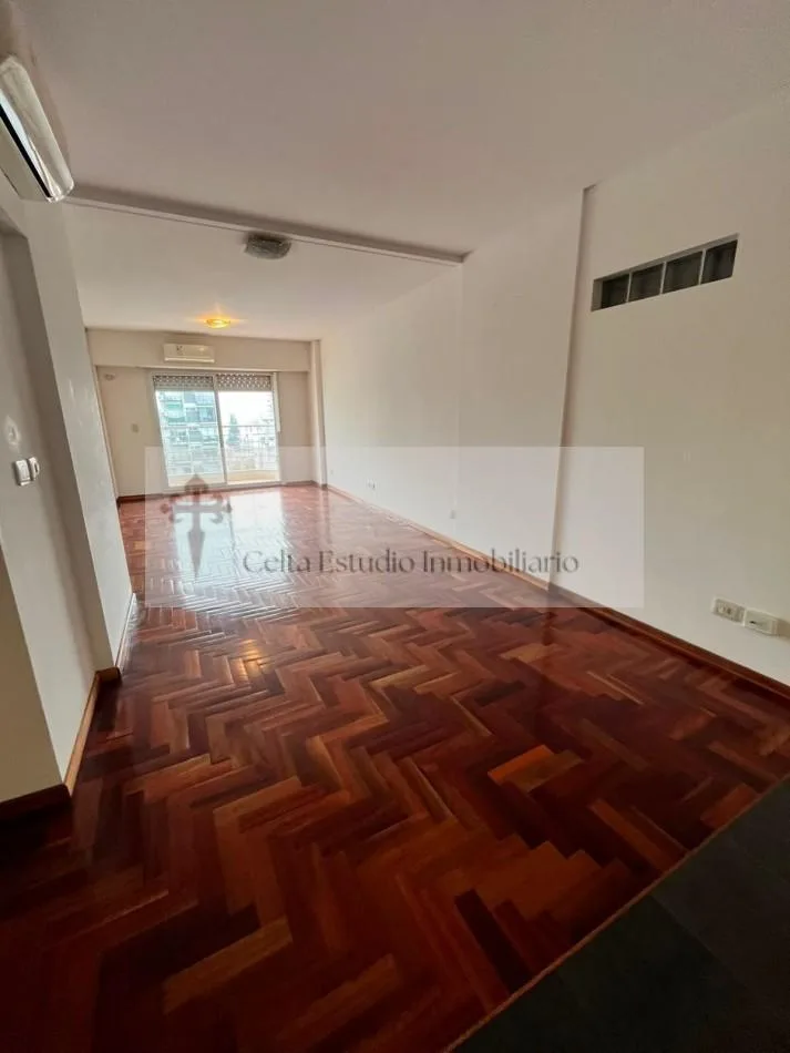 Hermoso Monoambiente con Balcon y Lavadero