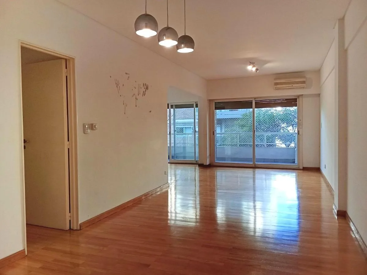 Semipiso con balcón en Villa Urquiza