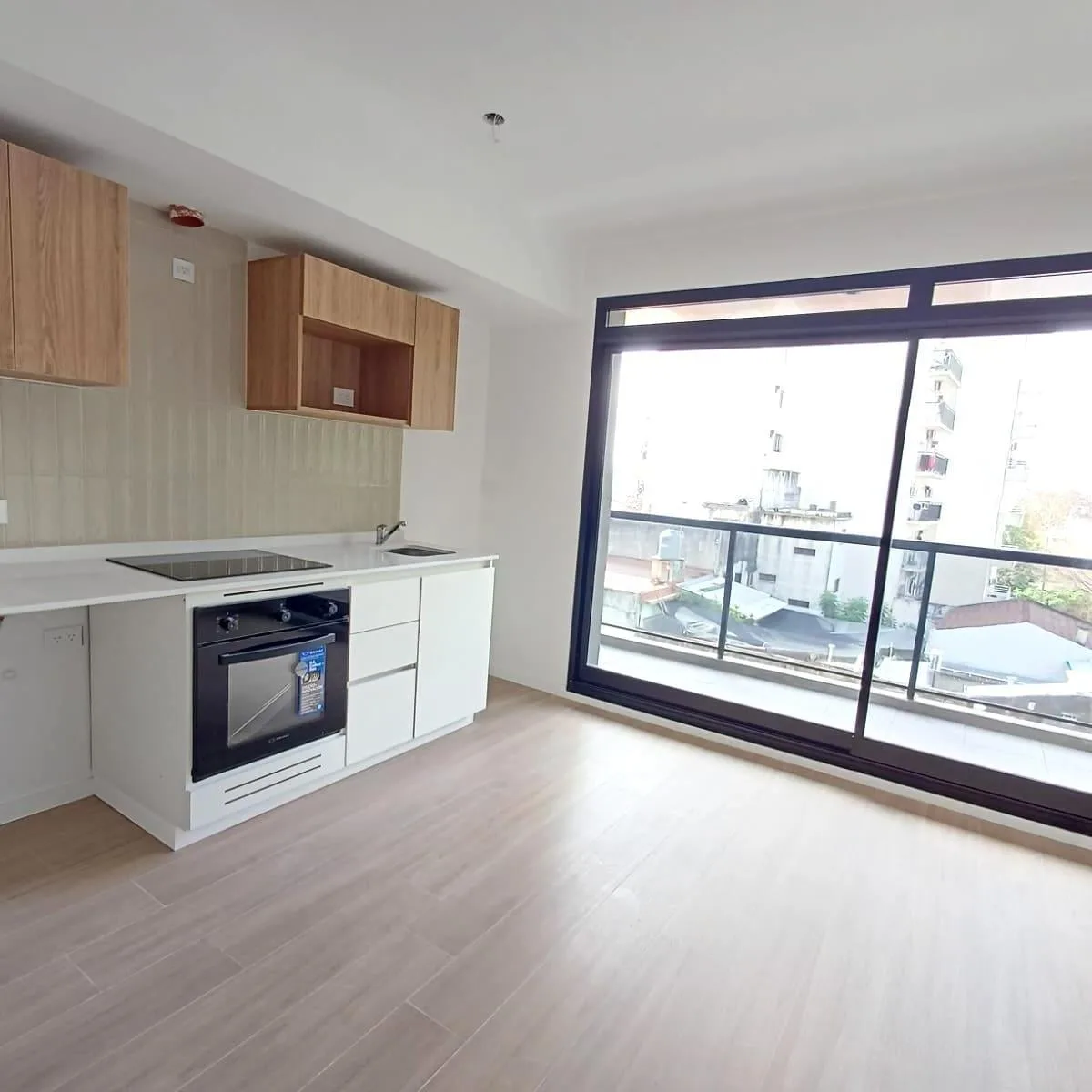 Departamento de 3 Ambientes en Alquiler en en Villa Urquiza. a Estrenar!