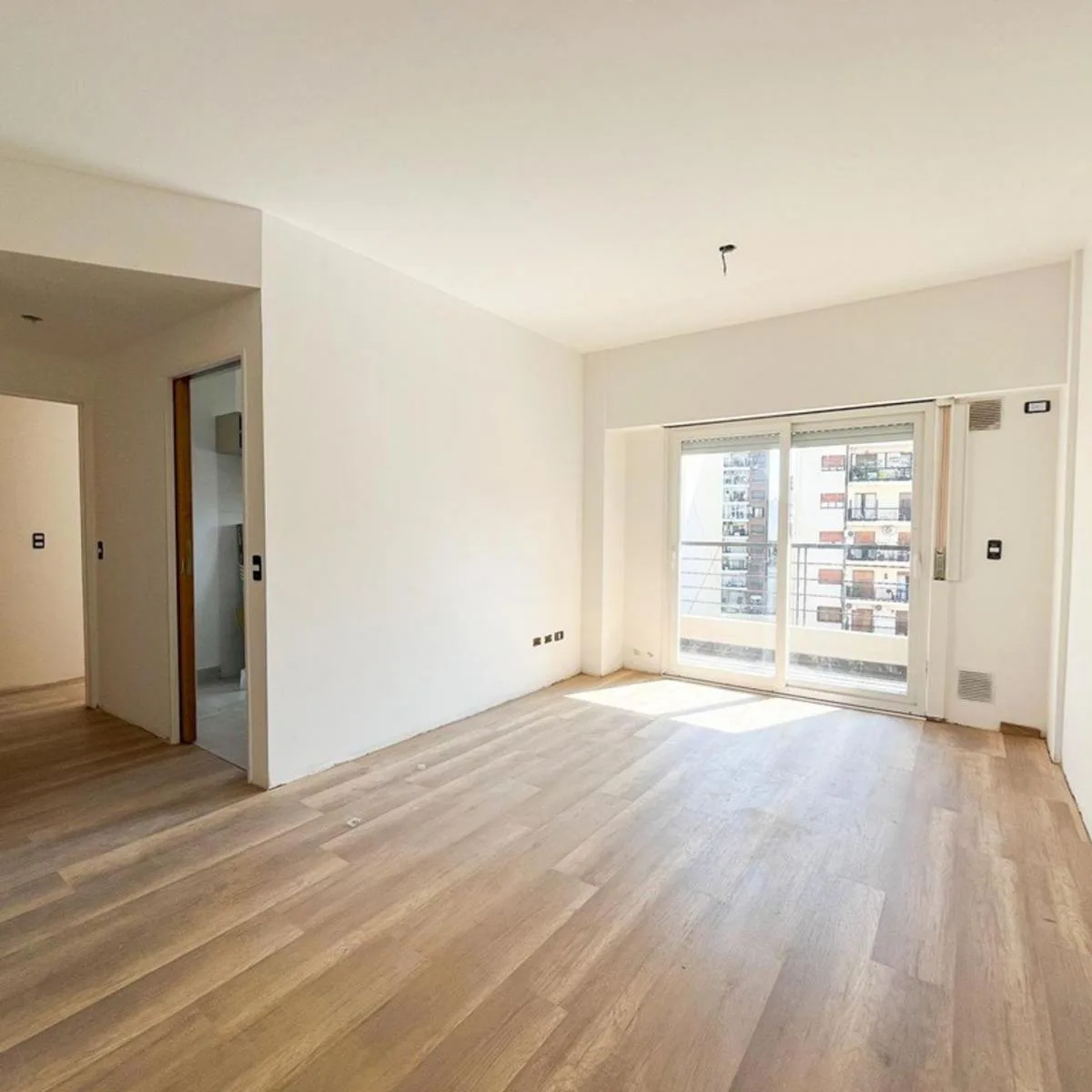 New 2-room apt with balcony