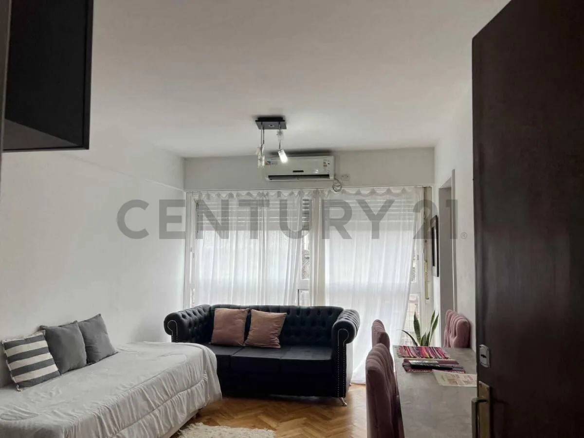 18th floor, furnished 2-room