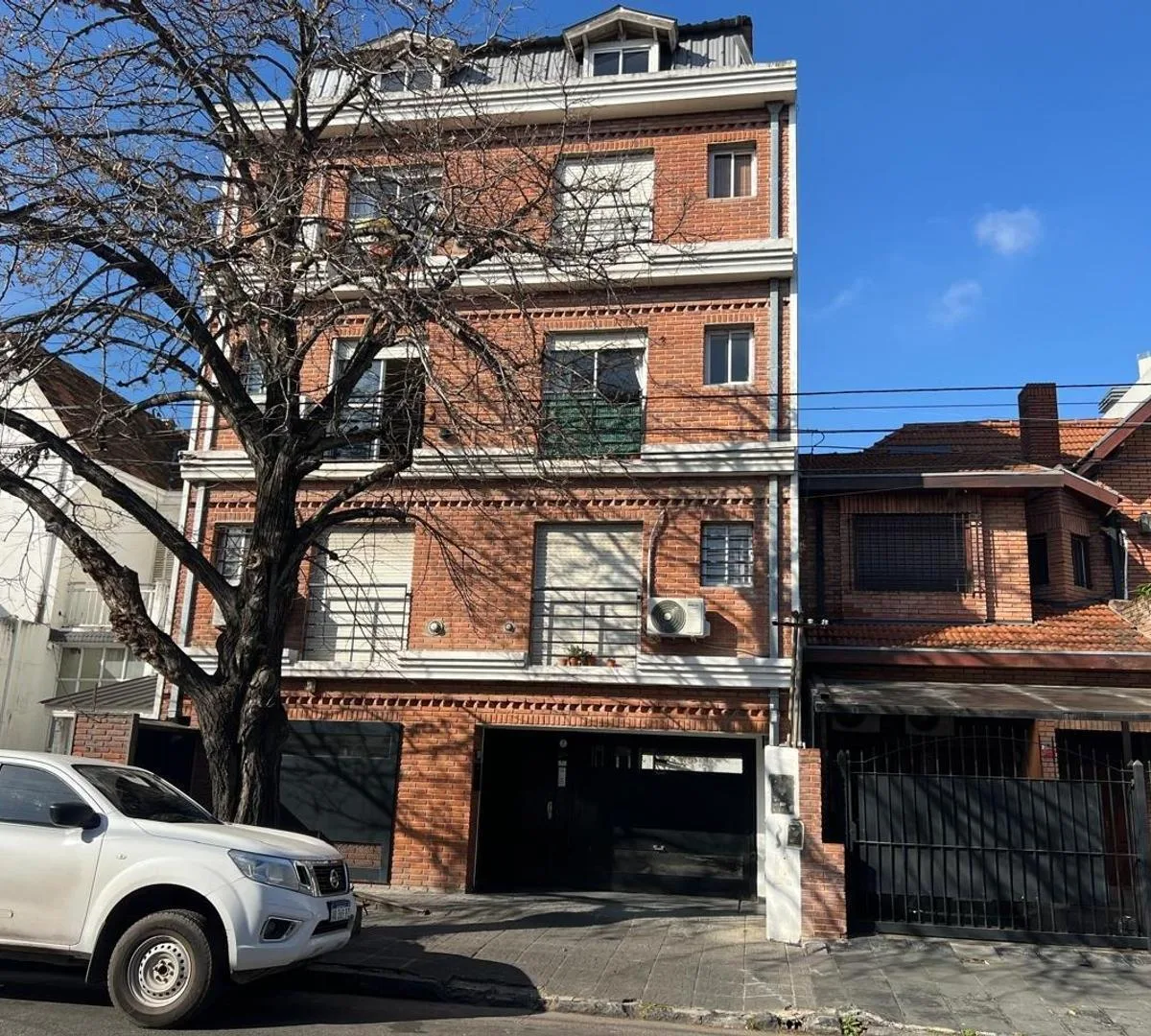 2-room unit, elevator and split