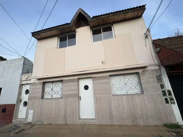 2-story PH with quincho