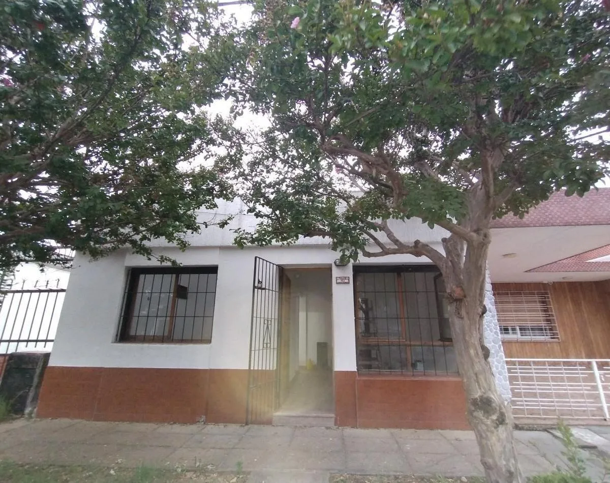 2-room unit with patio and parking