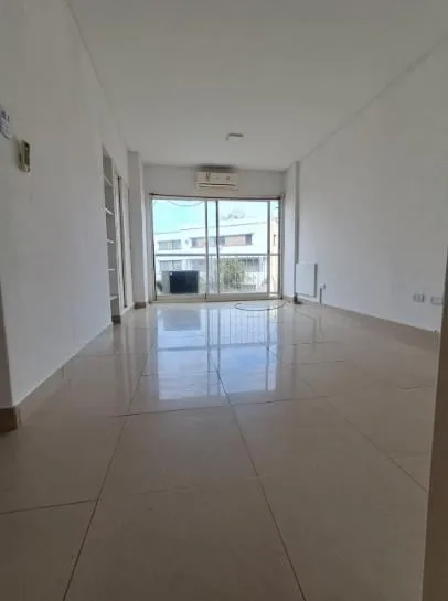 Departamento en Olivos - Vias/rio