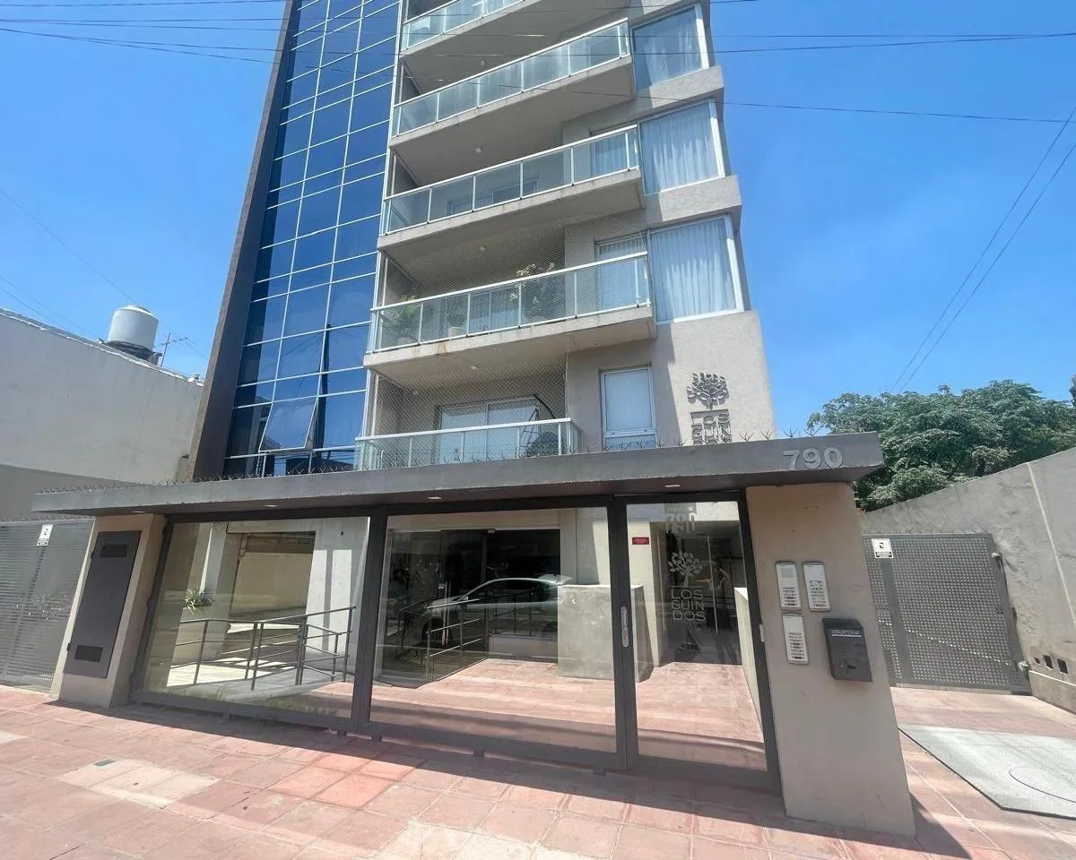2BR, balcony and parking