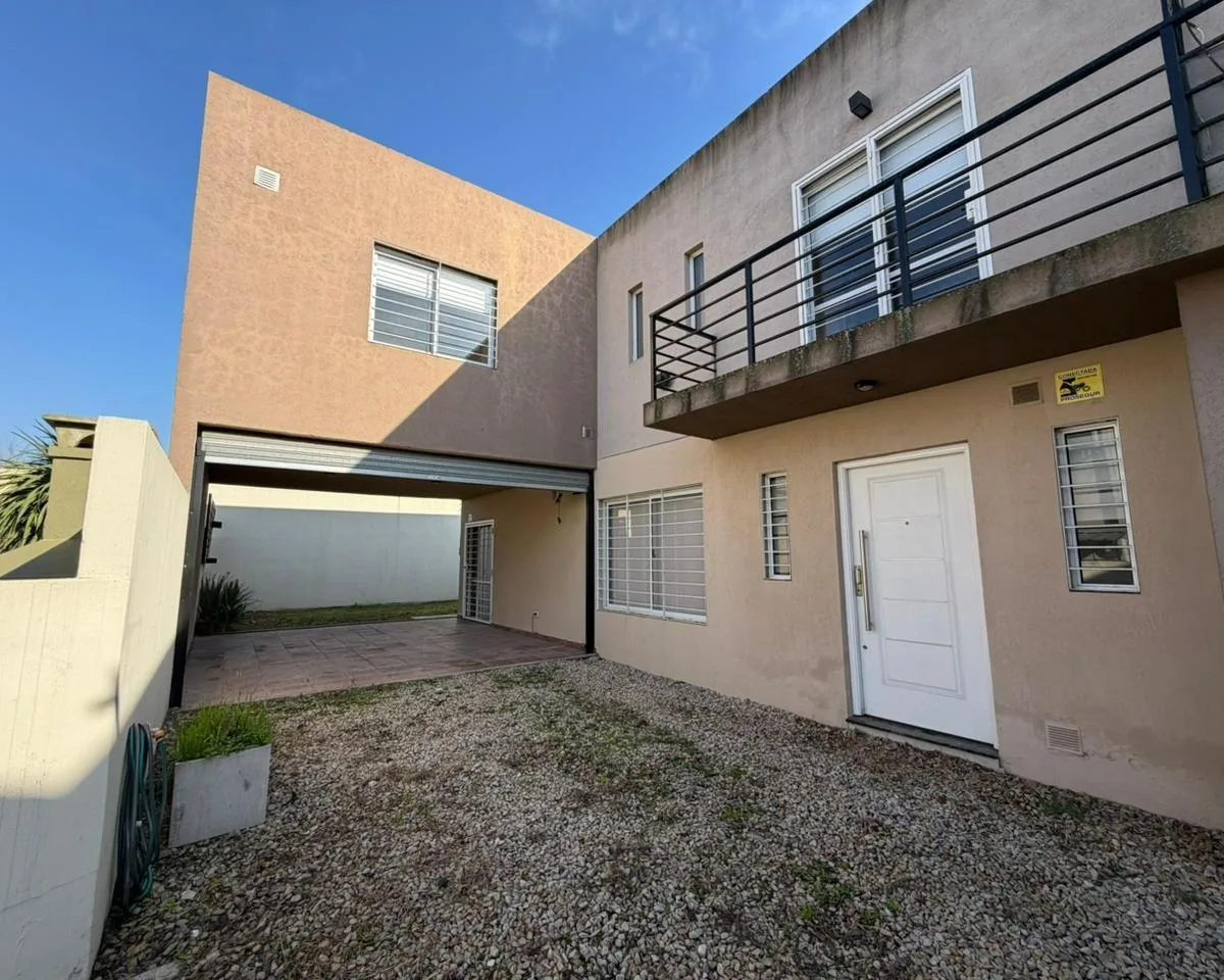 PH de 3 Habitaciones en Ituzaingó