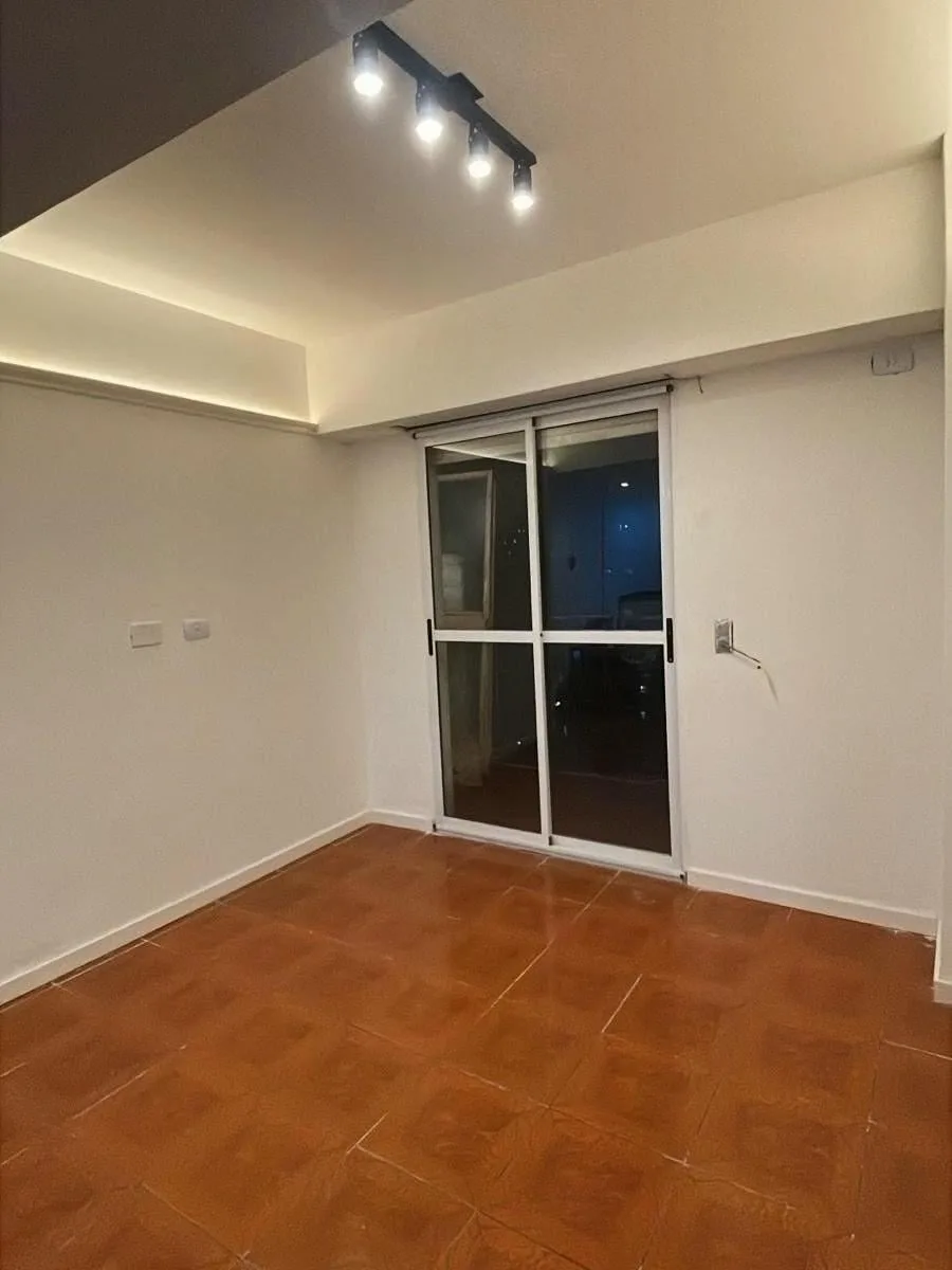 Alquilo Dpto 3 Ambientes con Balcón