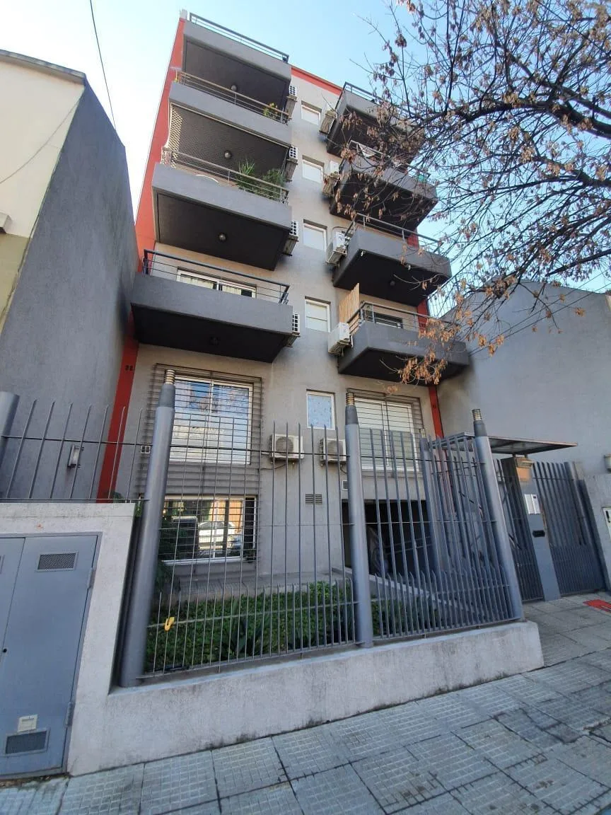 Monoambiente con Balcón y Vista Panorámica - 29 m&sup2; Súper Luminoso