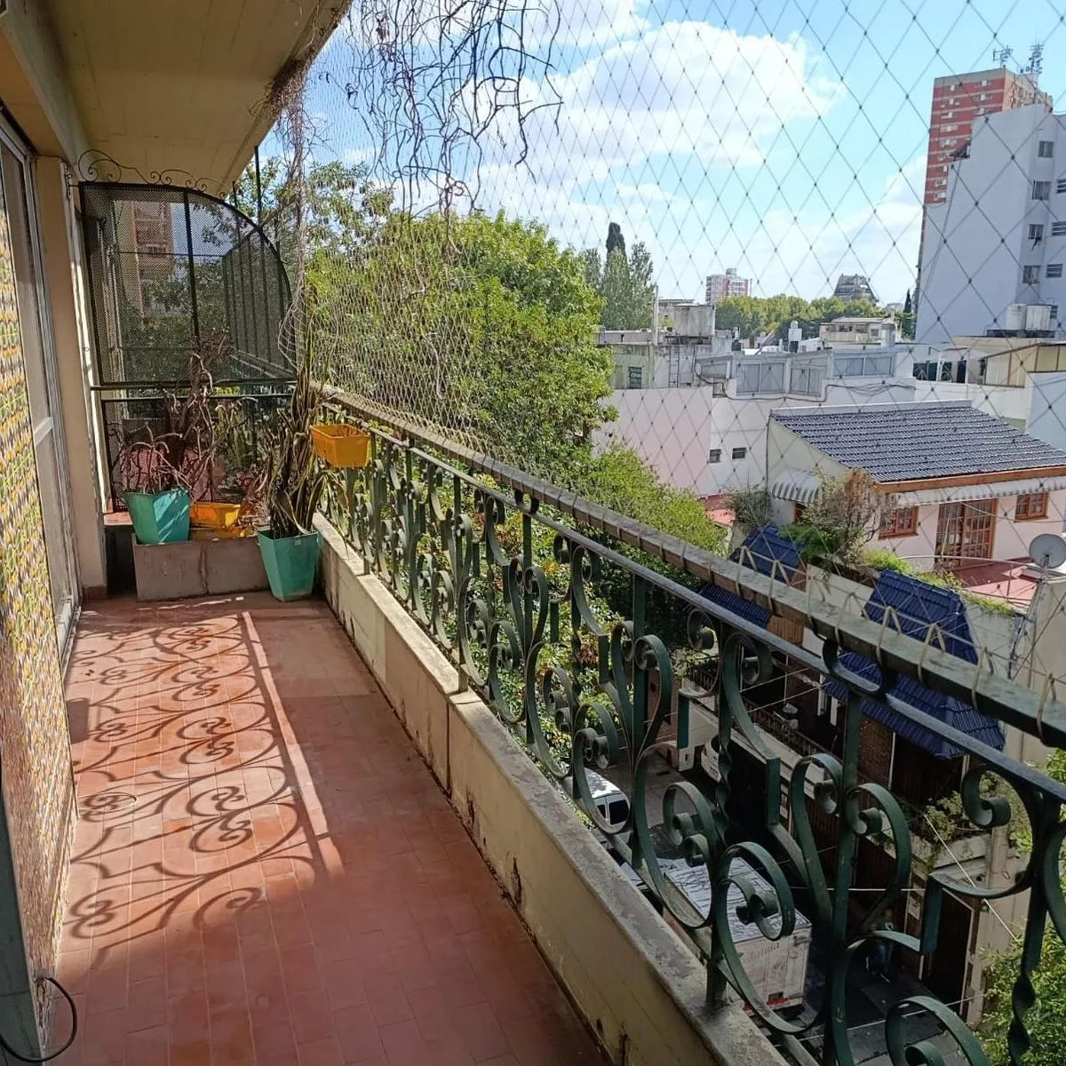 Alquiler Departamento 3 Ambientes Al Frente con Balcón y Cochera Fija Velez Sarsfield
