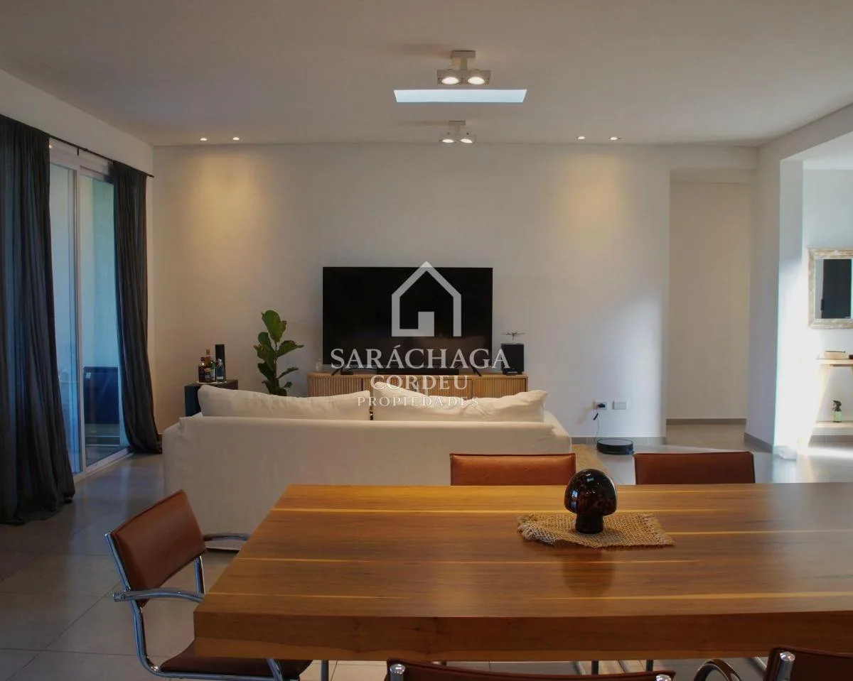 Casa en Alquiler en Canton Puertos con Diseño Funcional de Una Planta