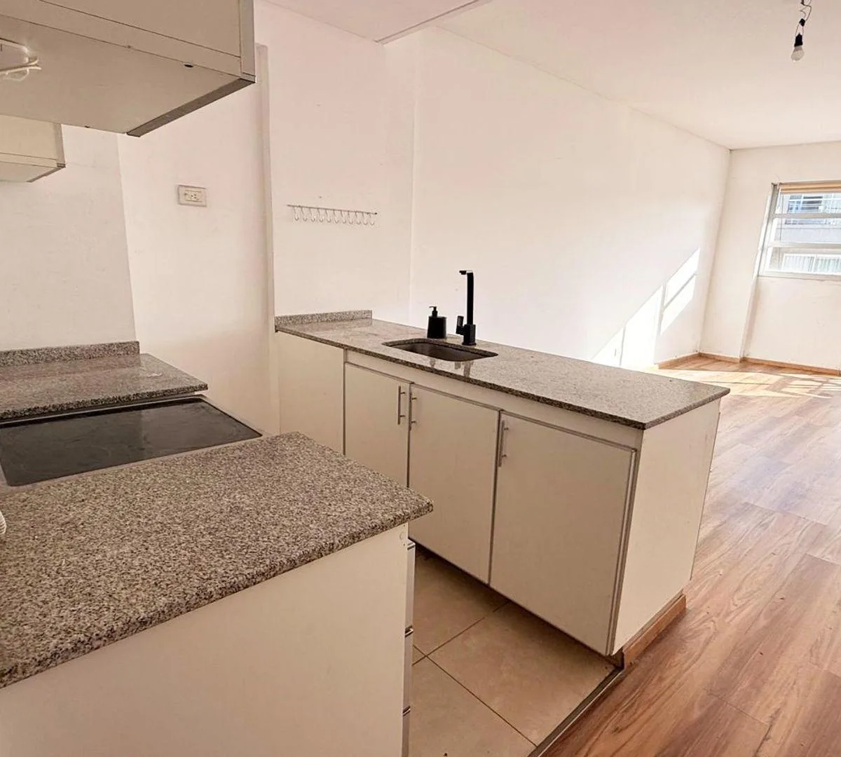 Studio with front balcony