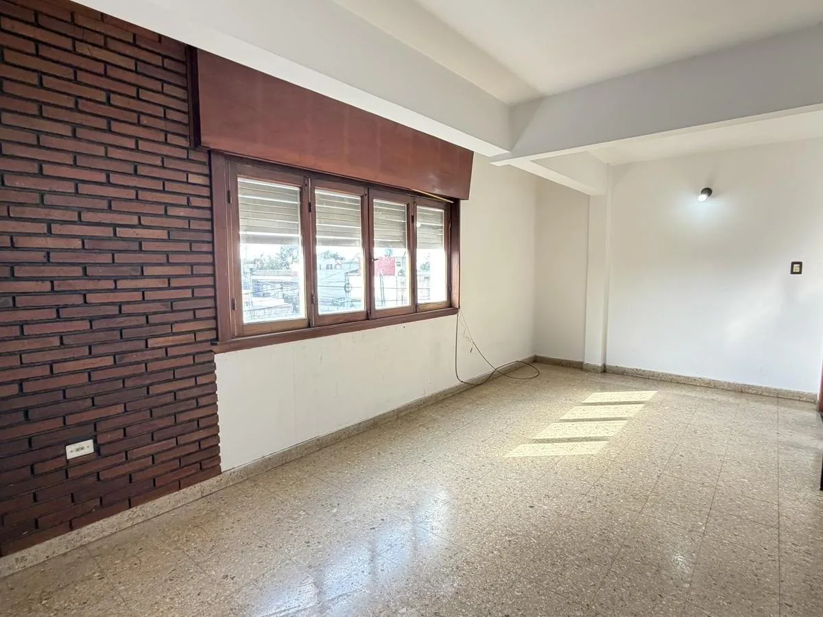 Departamento en Alquiler en Lanús
