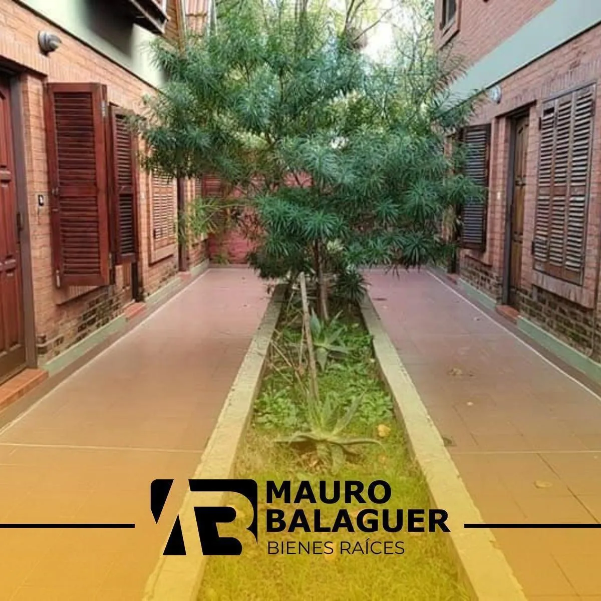 Dúplex con patio en Ramos Mejía