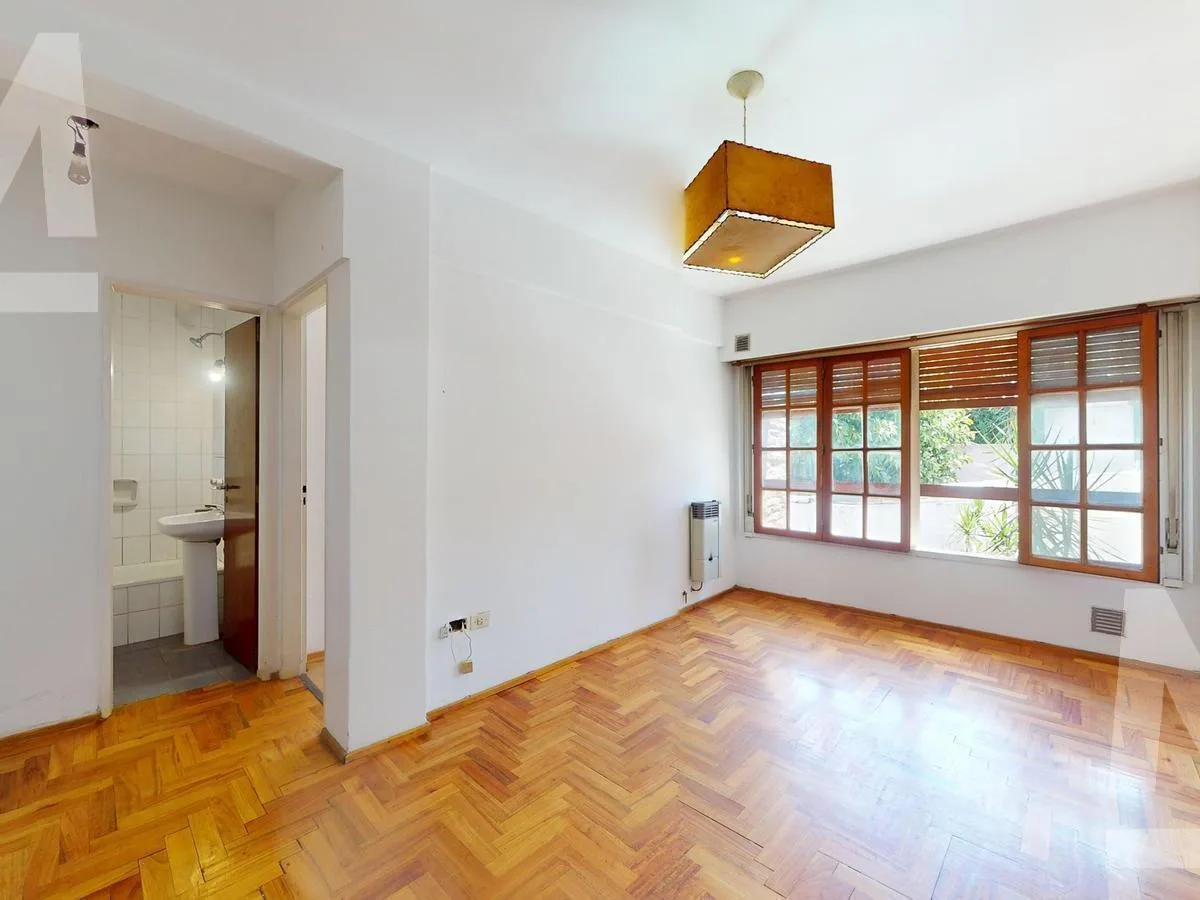 1 dormitorio, cochera descubierta