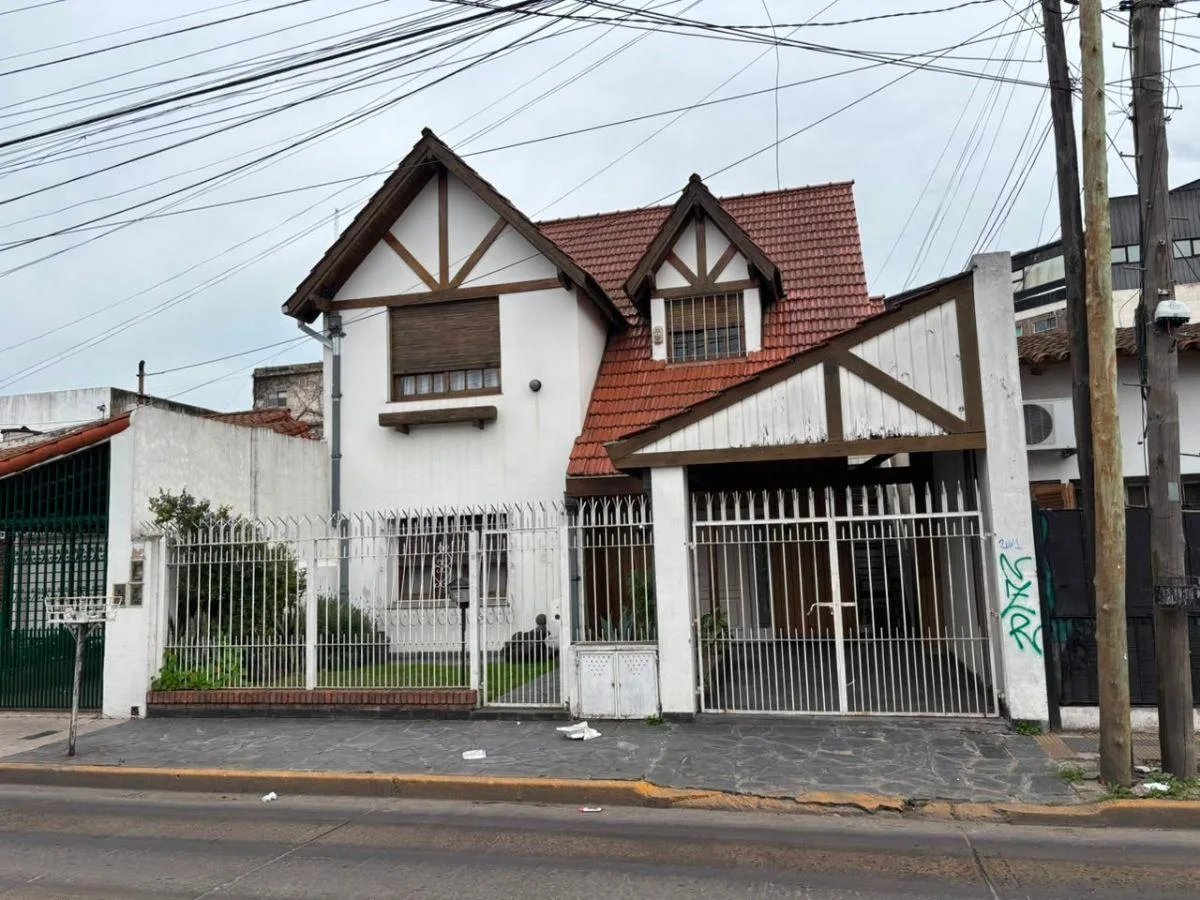 Alquiler de Casa en Merlo Norte (A 2 Cuadras de La Estacion)