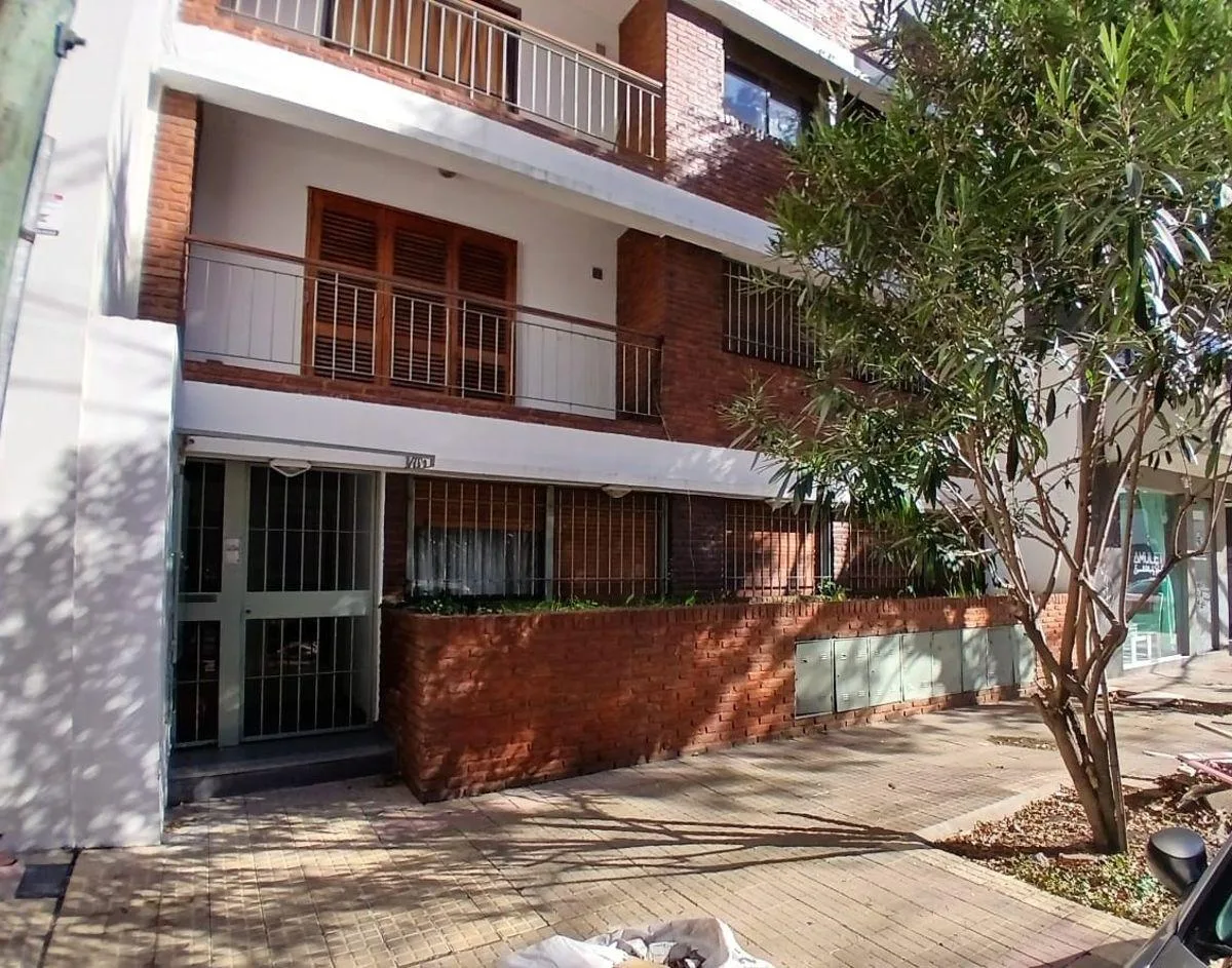 Departamento Semipiso de 2 Dorm. en Alquiler | Excelente Ubicación en El Centro de La Plata