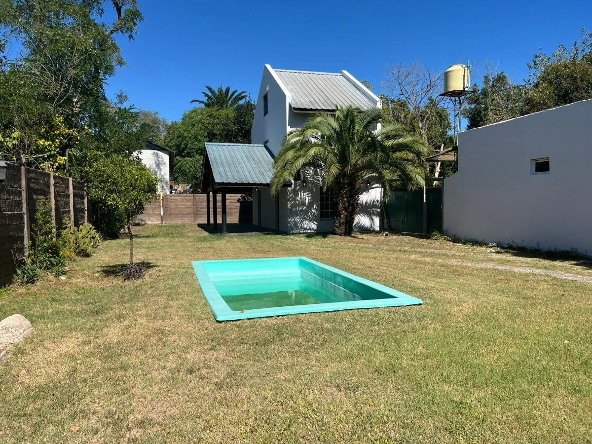 3BR house, garden and pool