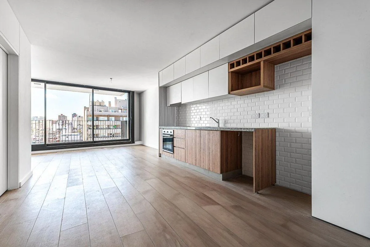 Alquiler Monoambiente Divisible con Balcon