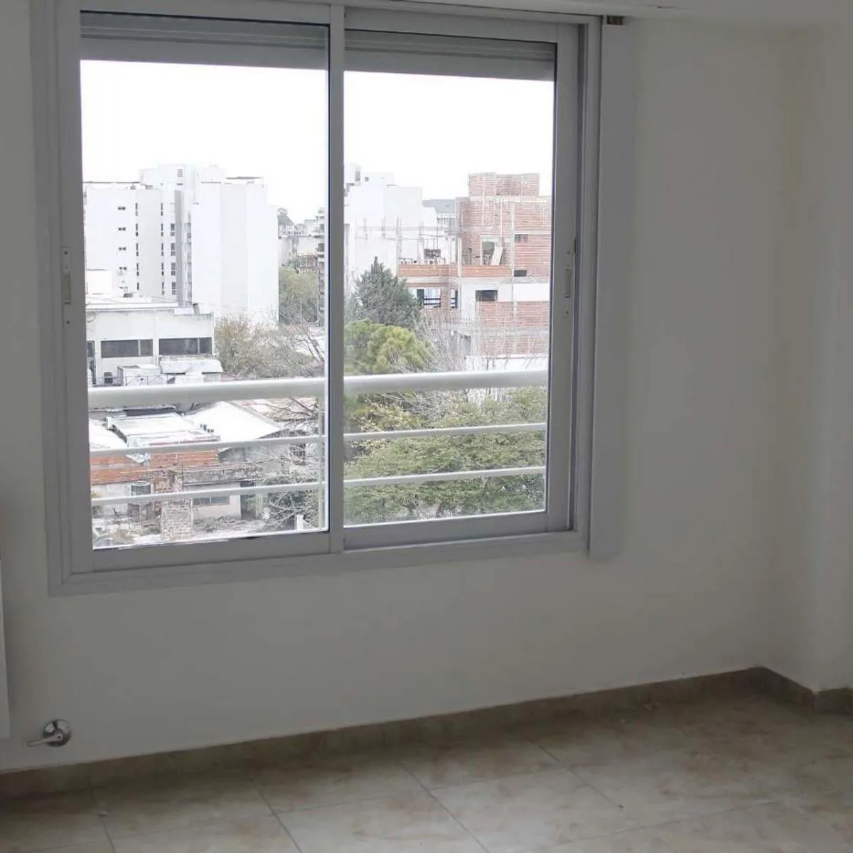 Oferta: 1 sypialnia, Morón
