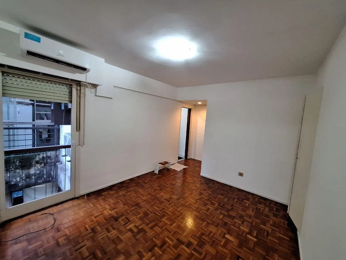 7th floor with balcony and AC