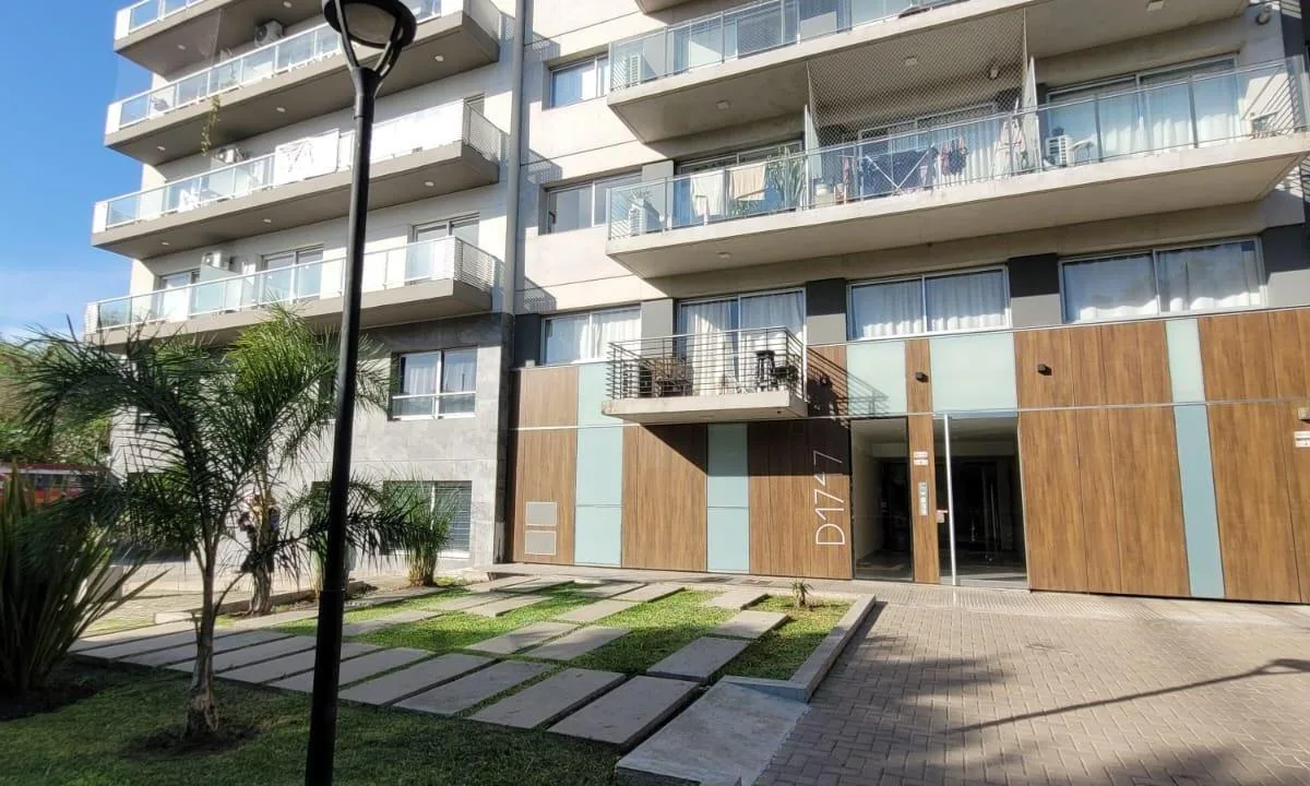 Hermoso Departamento 2 Ambientes con Balcón!