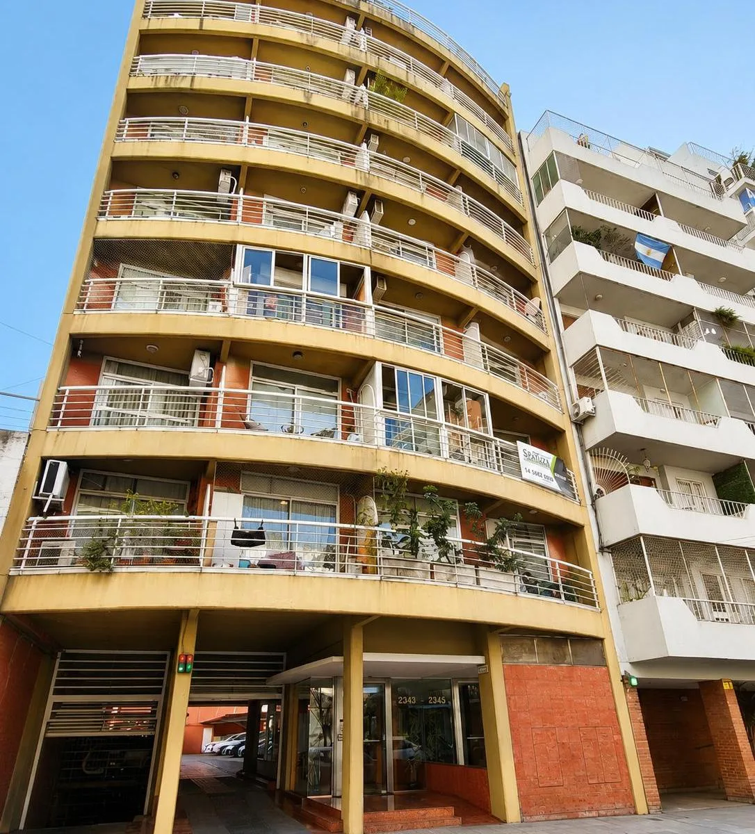 Divisible studio with balcony
