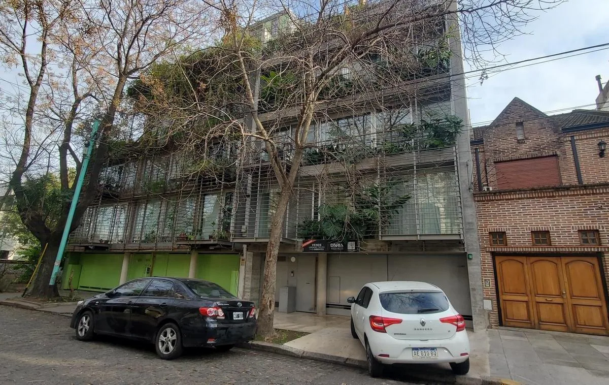 Studio with balcony in Nuñez