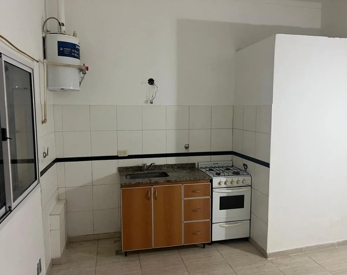 PH en Alquiler | 1 Dormitorio | Planta Baja | Adrogue