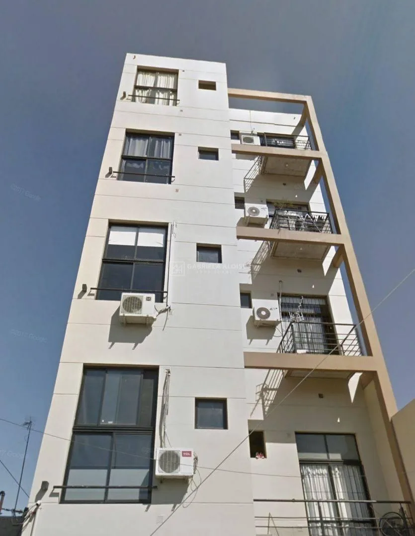 Alquiler de Departamento 2 Ambientes Tipo Duplex en Lado Norte, Caseros