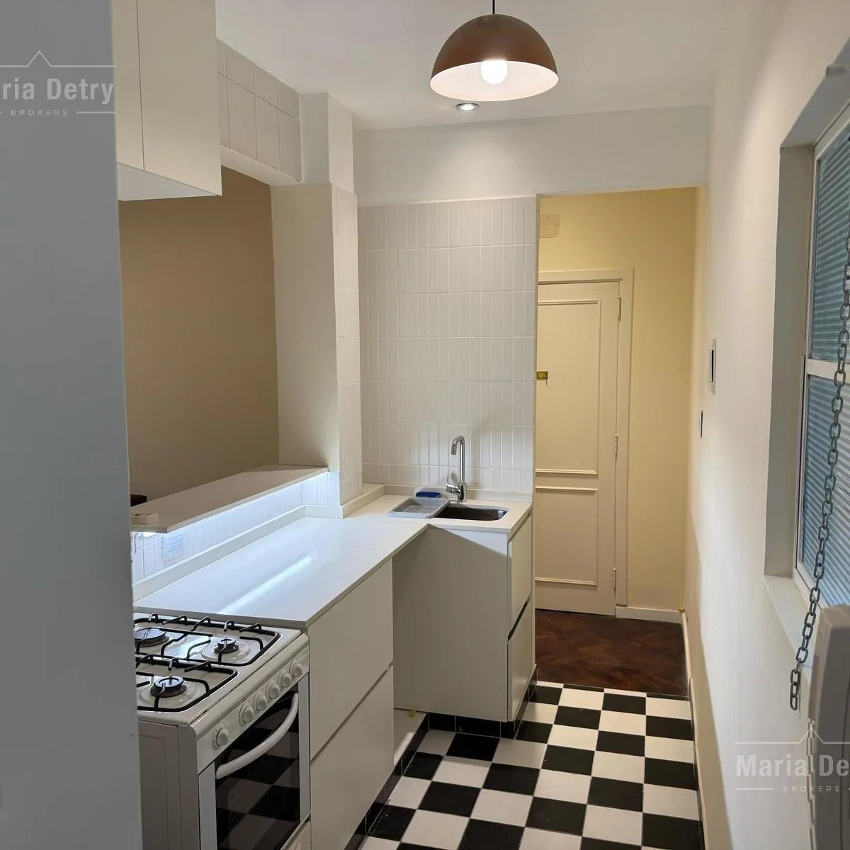 Alquiler Anual Departamento 2 Ambientes en Laprida y Juncal