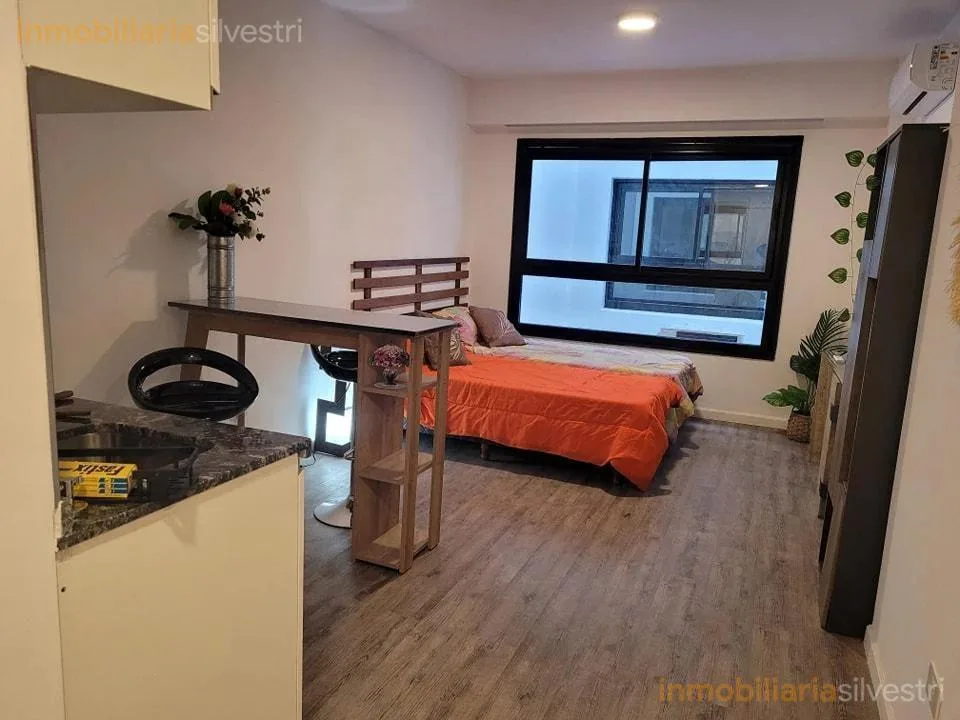 Furnished studio, Monserrat