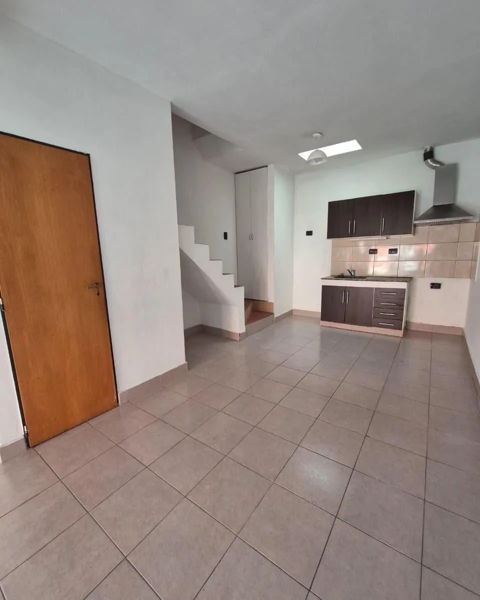 Excelente Departamento de 3 Ambientes en Alquiler