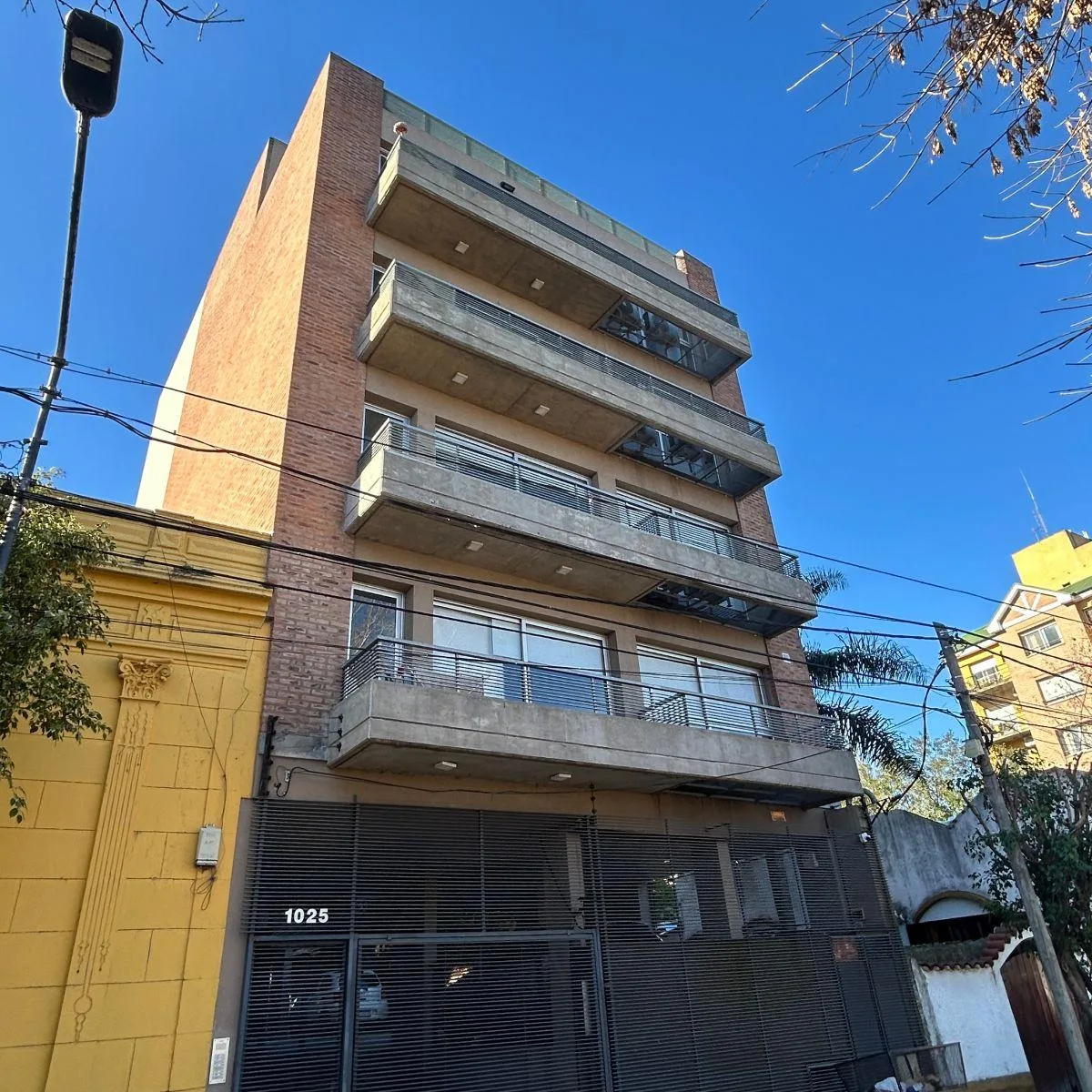 Impecable Departamento de Tres Ambientes en Tigre Centro