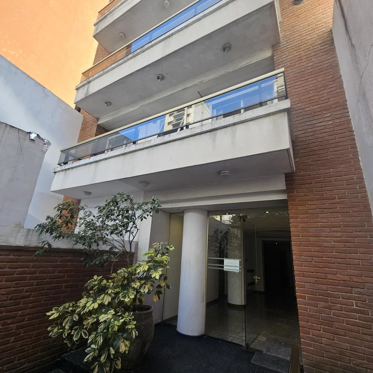 Departamento de Dos Dorm. en Alquiler en Calle 44 11 y 12