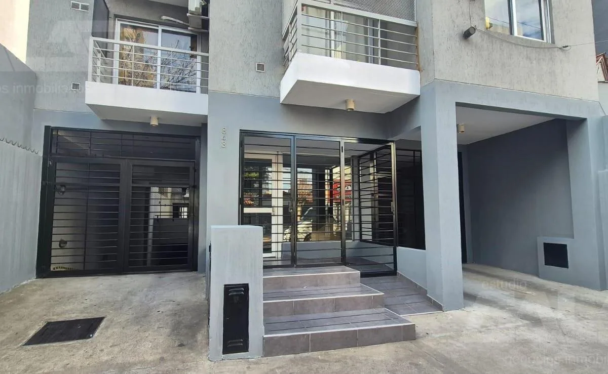 Imóvel: 1 quarto, Morón