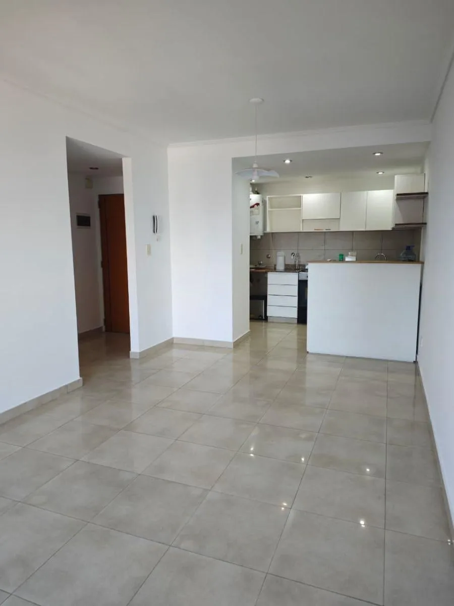 Semi Piso 3 Amb Balcon Frente