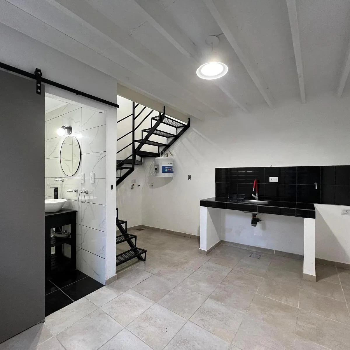 Departamento PH de Dos Ambientes en Alquiler en Wilde Sin Expensas