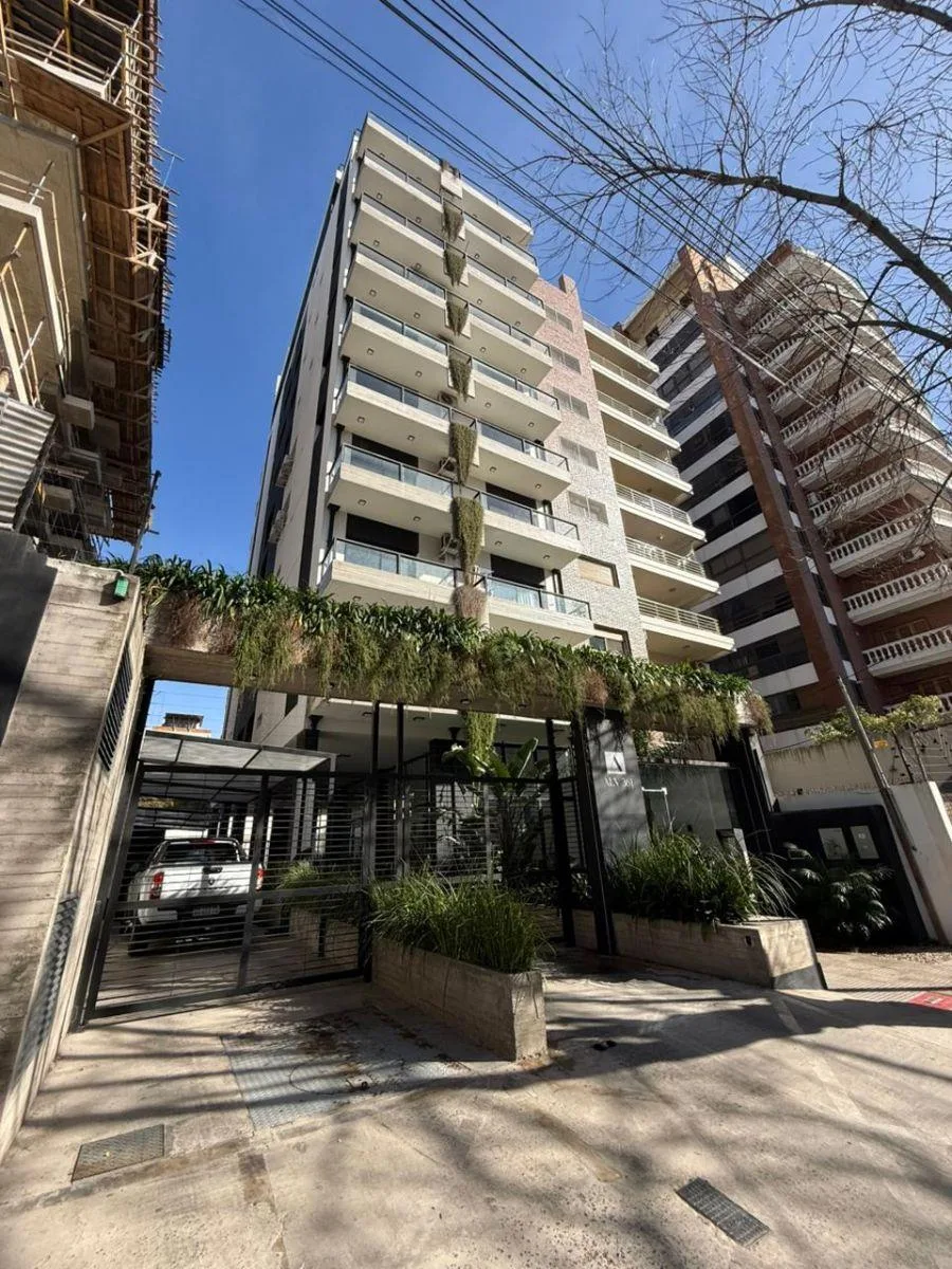 Monoambiente de Categoria en Quilmes Centro