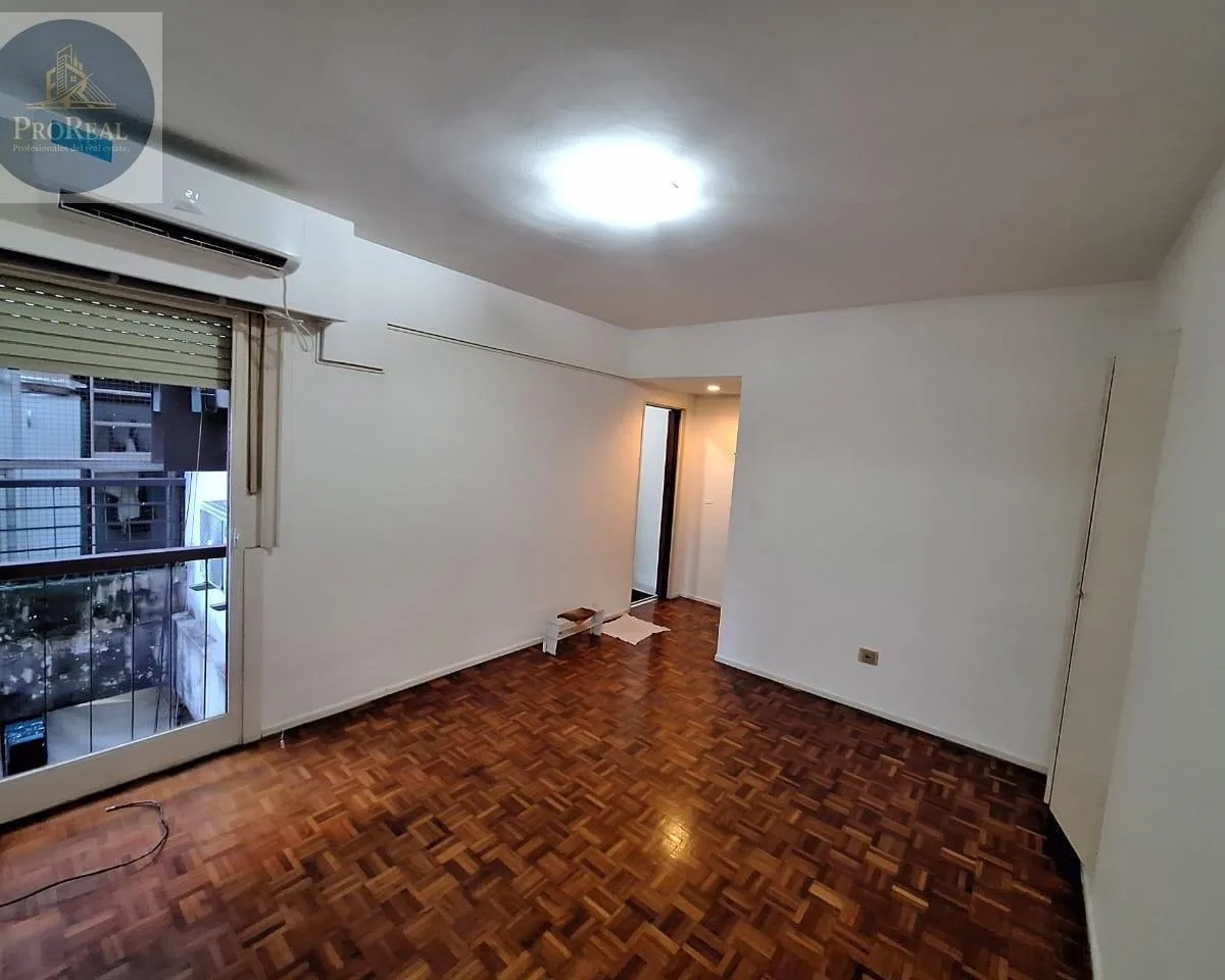 2-room unit, high floor courtyard-facing