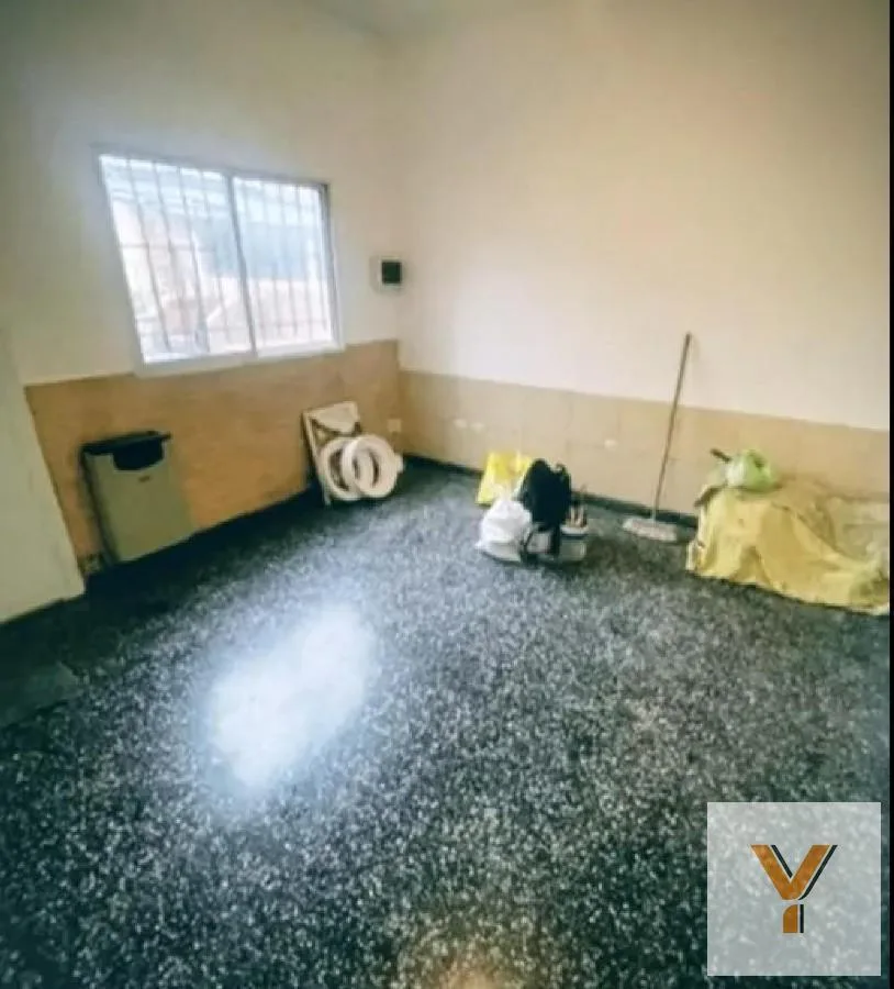 2-bedroom apartment with terrace