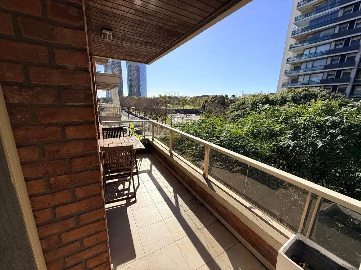Front-facing with balcony and amenities
