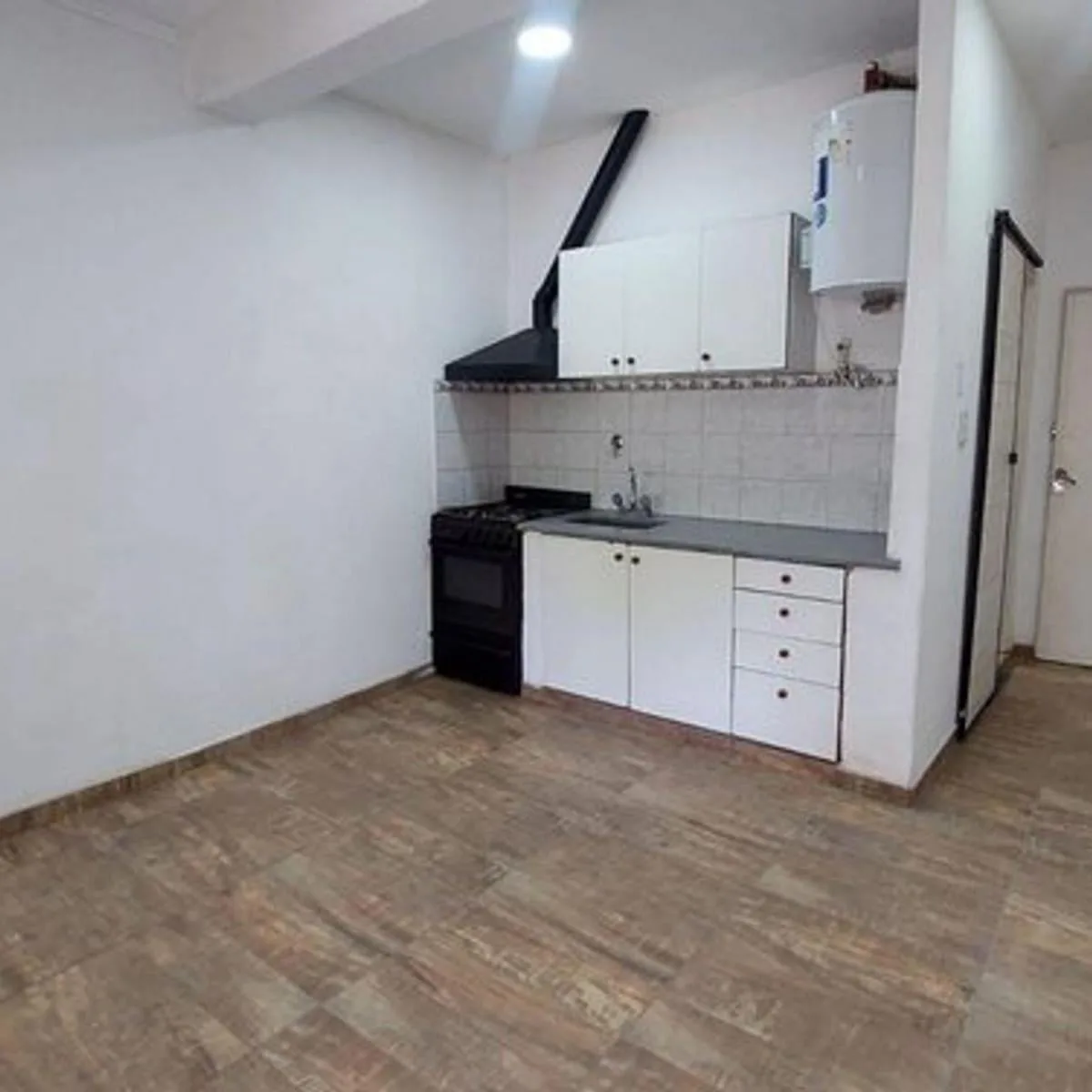 Alquiler Departamento 2 Amb Balcon Ituzaingó