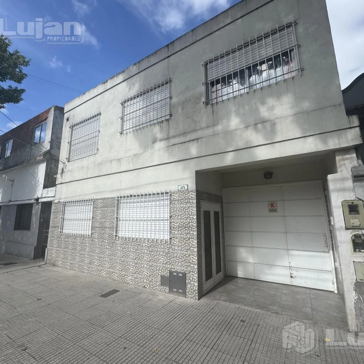 PB 3 ambientes, cocina integrada